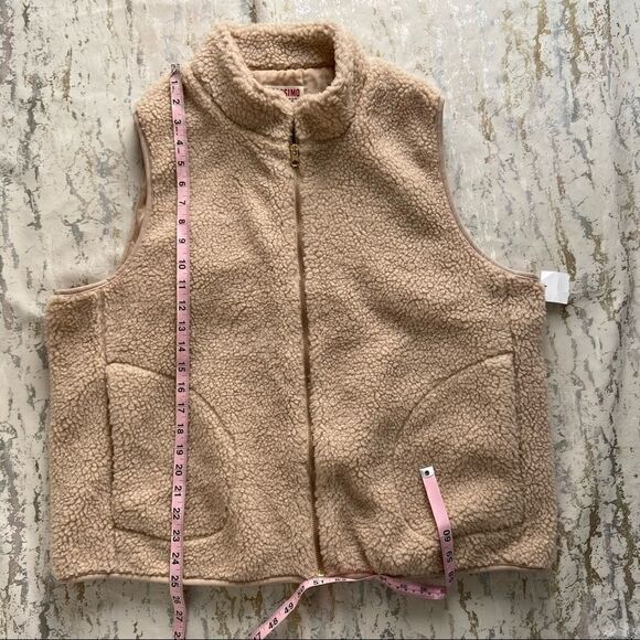 Target Sherpa Zip up Vest New - Picture 8 of 10
